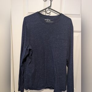 Hawker Rye Men's Long-Sleeve Pocket Tee in Heather Navy